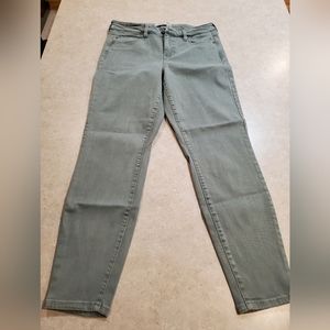 Liverpool for NIC & ZOE, ankle skinny